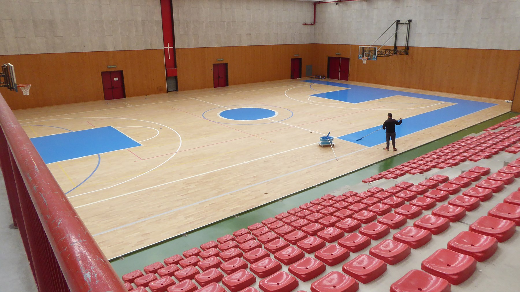 中原職業技術學院體育館籃球場木地板地面工程施工